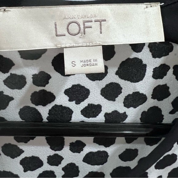 Ann Taylor Loft black and white Dalmatian print top size small - Picture 5 of 7